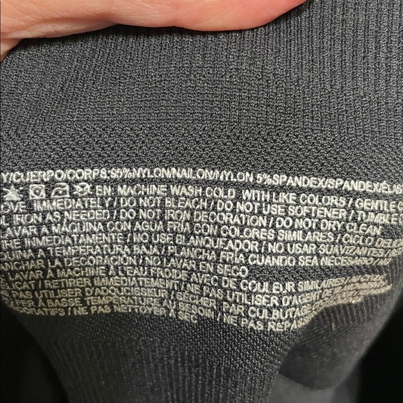 Gaiam Warrior Seamless NWOT Black High Waisted Leggings Size XL - Picture 9 of 9